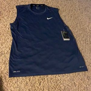 Nike sleeveless shirt
